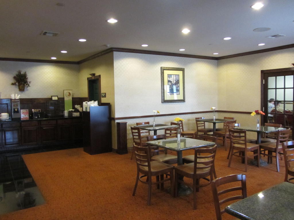 Country Inn & Suites By Radisson, Amarillo I-40 West, Tx Exteriör bild